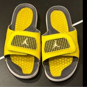 2021 Jordan Hydro Slide 4 'Lightning'